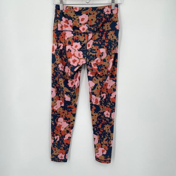 Prana Kimble 7/8 Leggings Small Nordic Pink Wildflower Floral Print - Picture 4 of 7